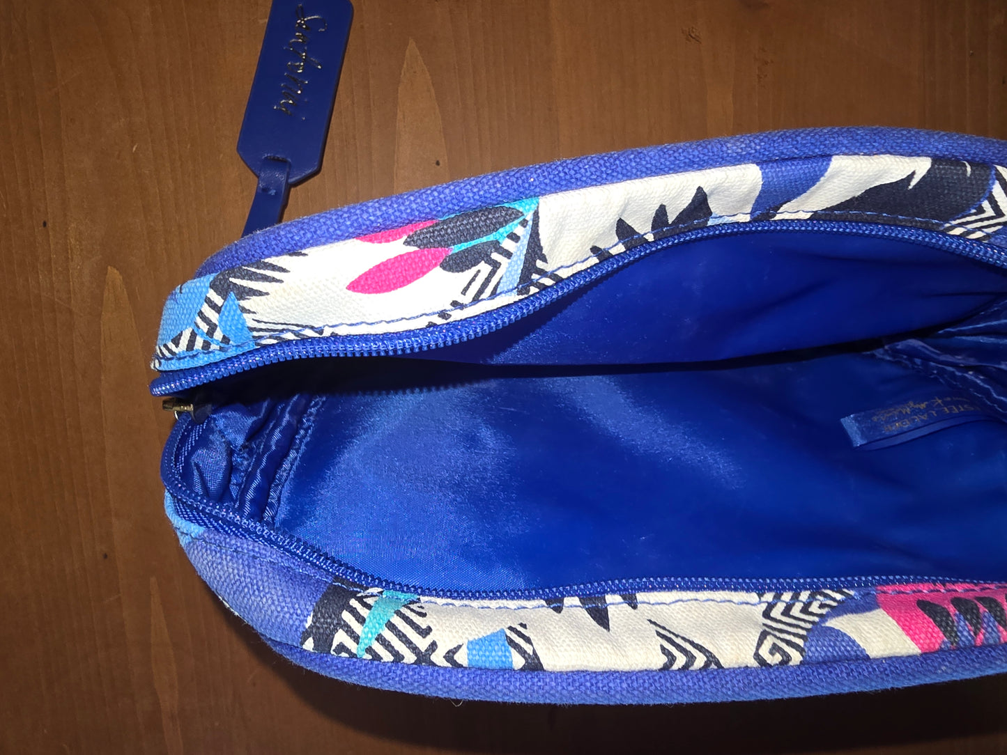 Estee Lauder Santorini Kitty Blue Floral Cosmetic Makeup Travel Bag 8"x6"