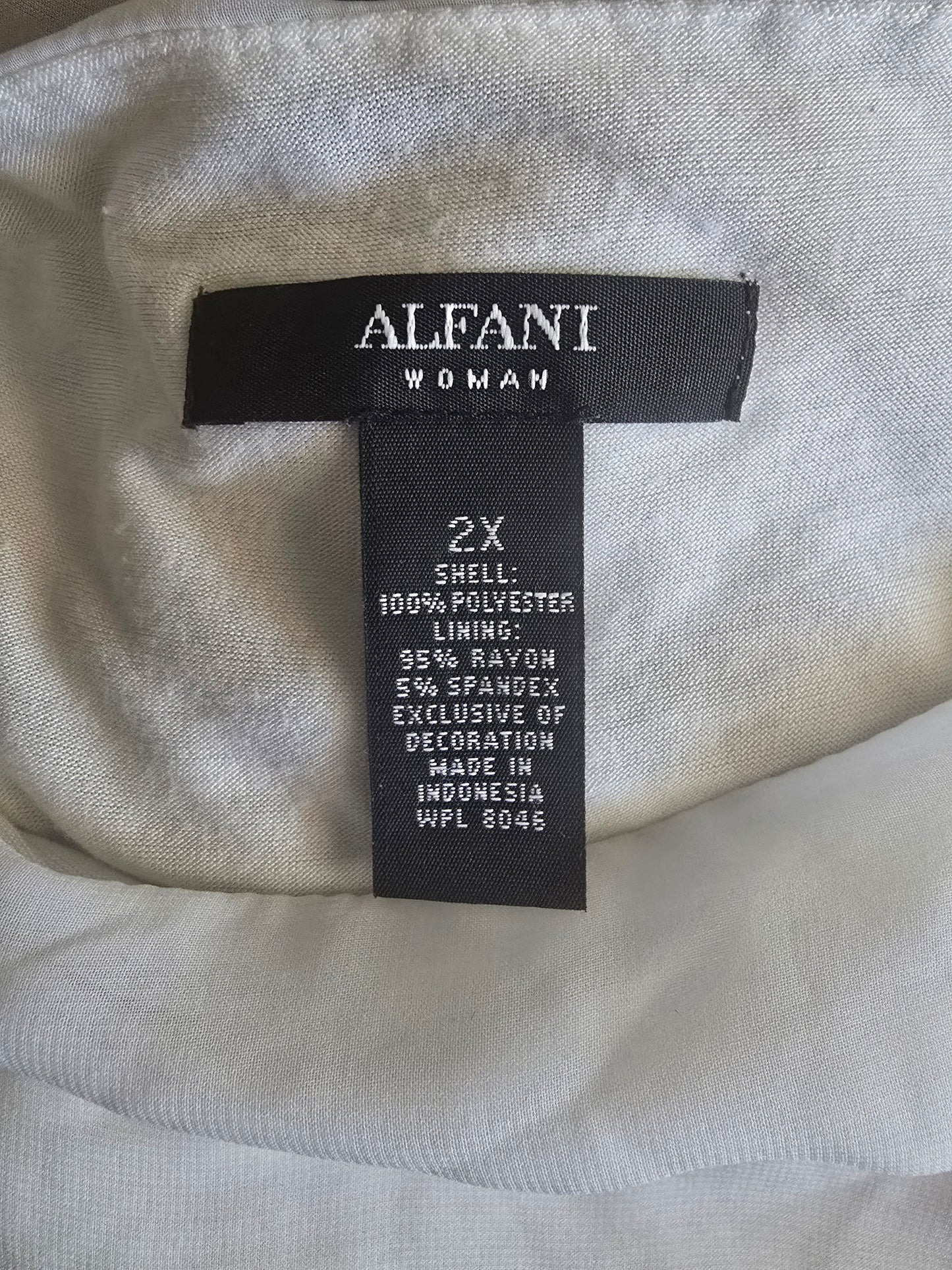 Pre-loved Alfani White to Black Ombre Blouse - Sequin Sleeves