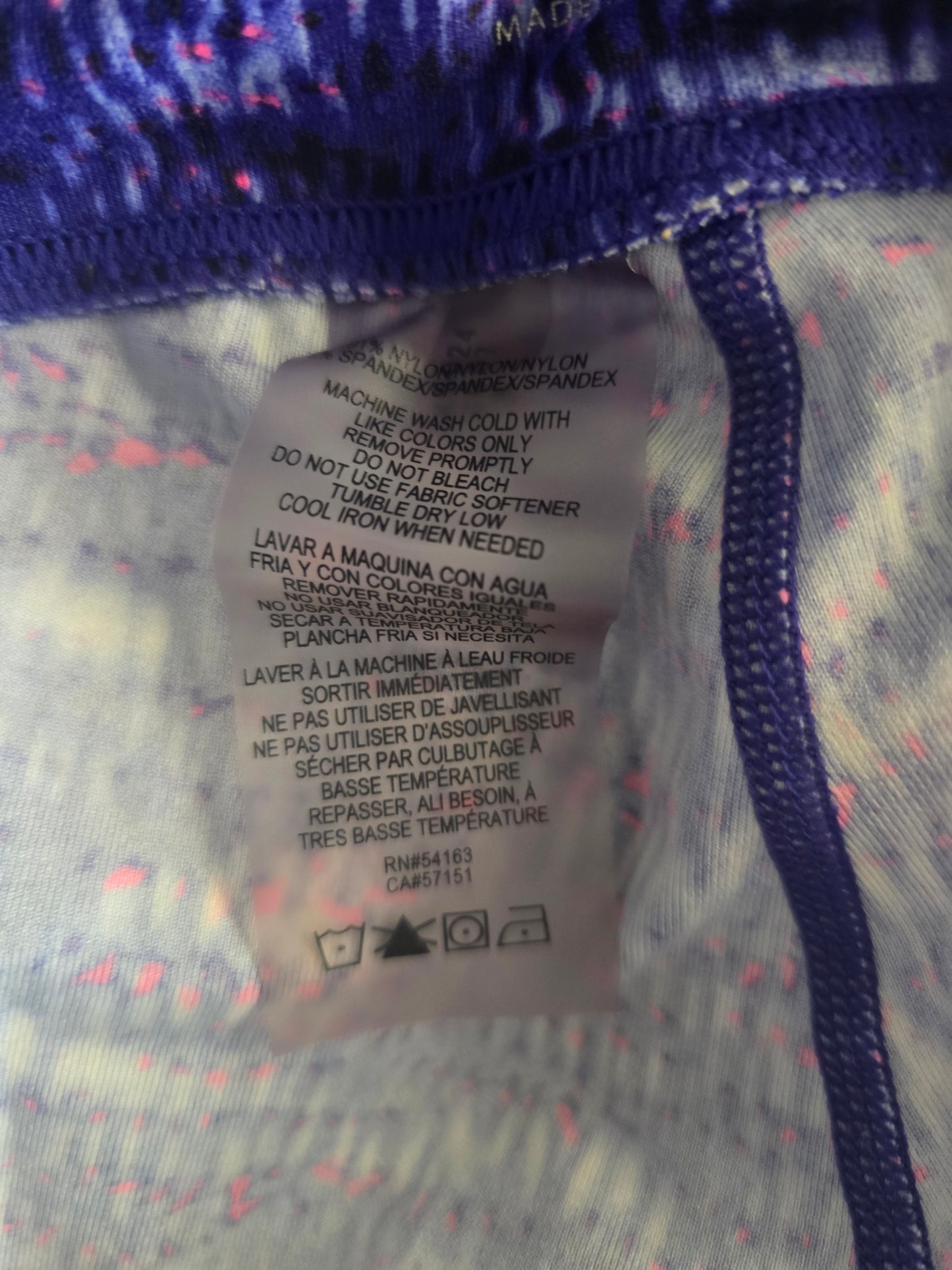 Vibrant & Functional: Pre-Loved Calvin Klein Performance Quick Dry Leggings (Women's 1X)