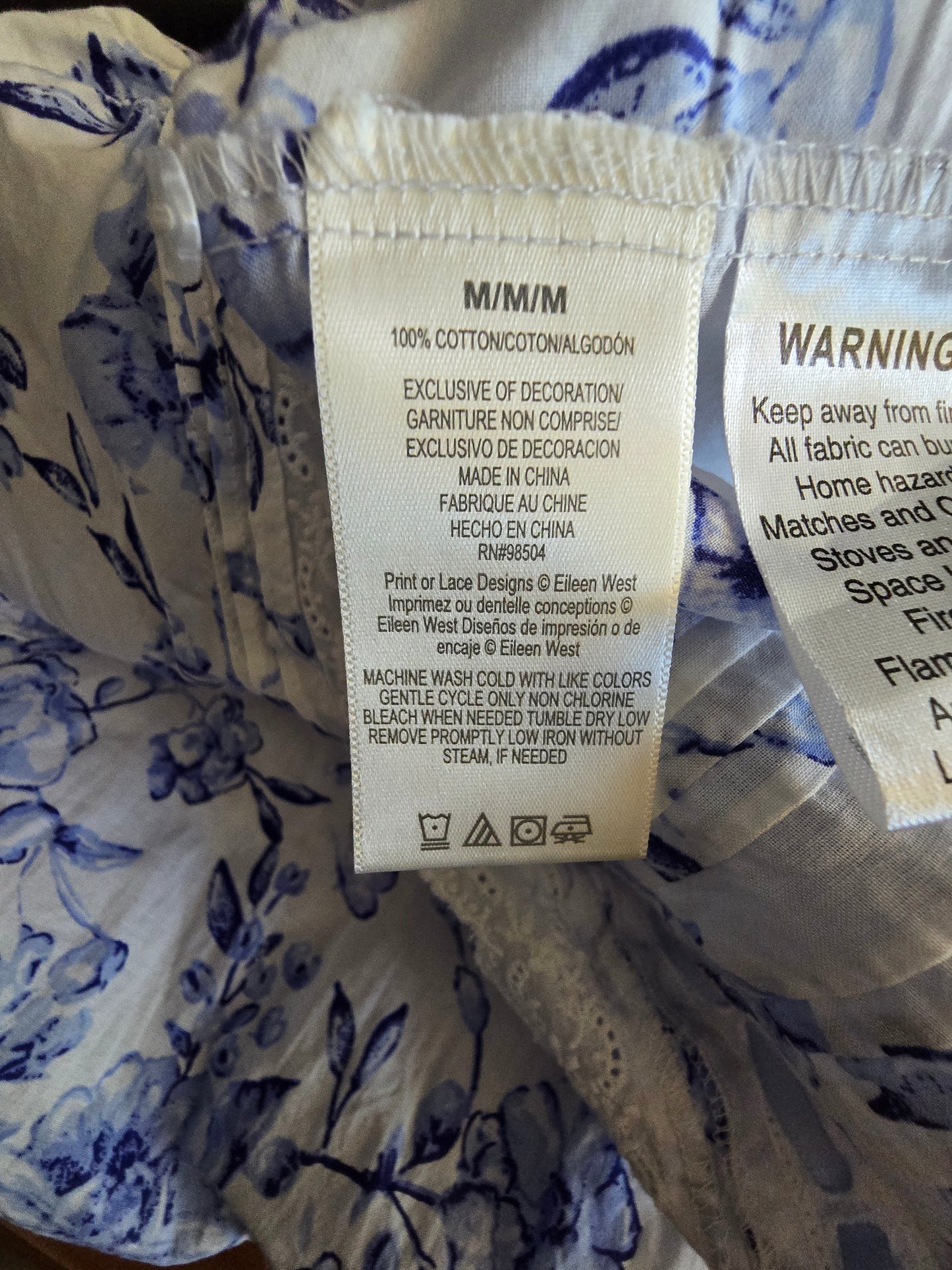 Sweet Dreams: Pre-Loved Eileen West Blue Floral Nightgown (Women's Medium)