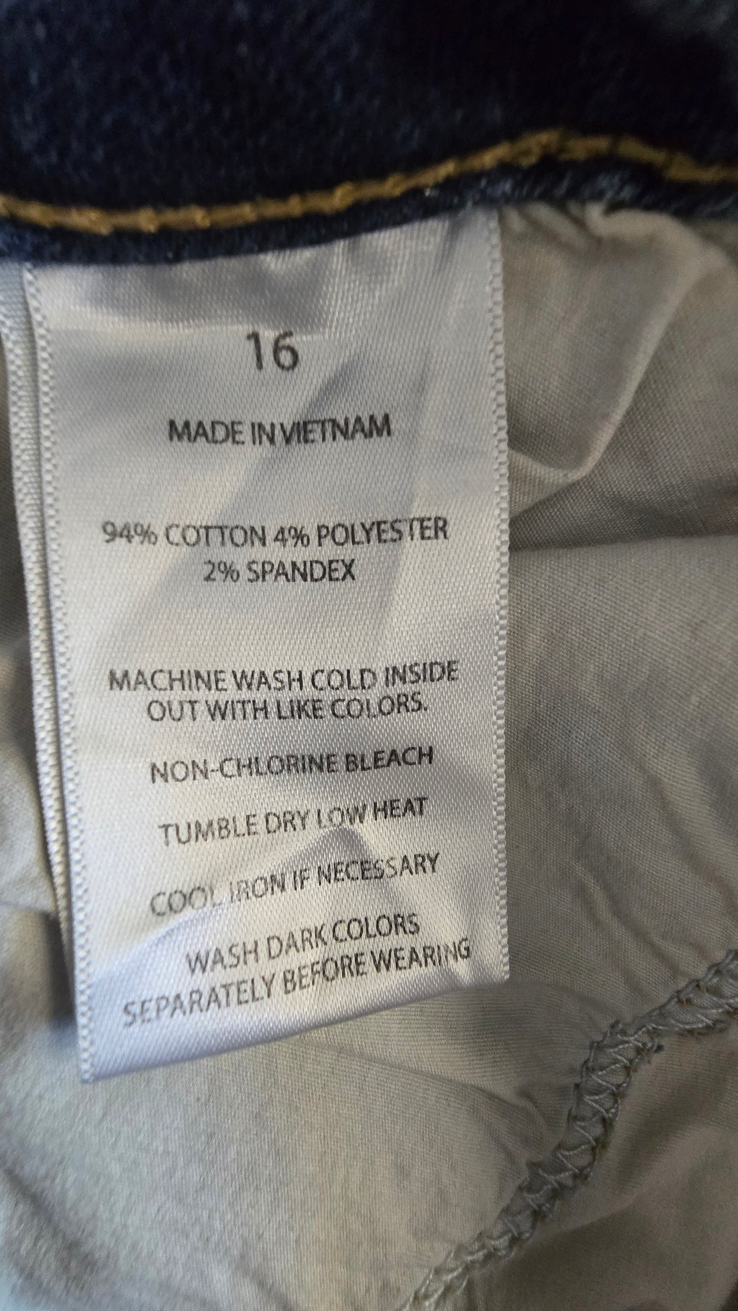 Flattering Fit: Pre-Loved SLINK Jeans Straight Leg Denim Size 16