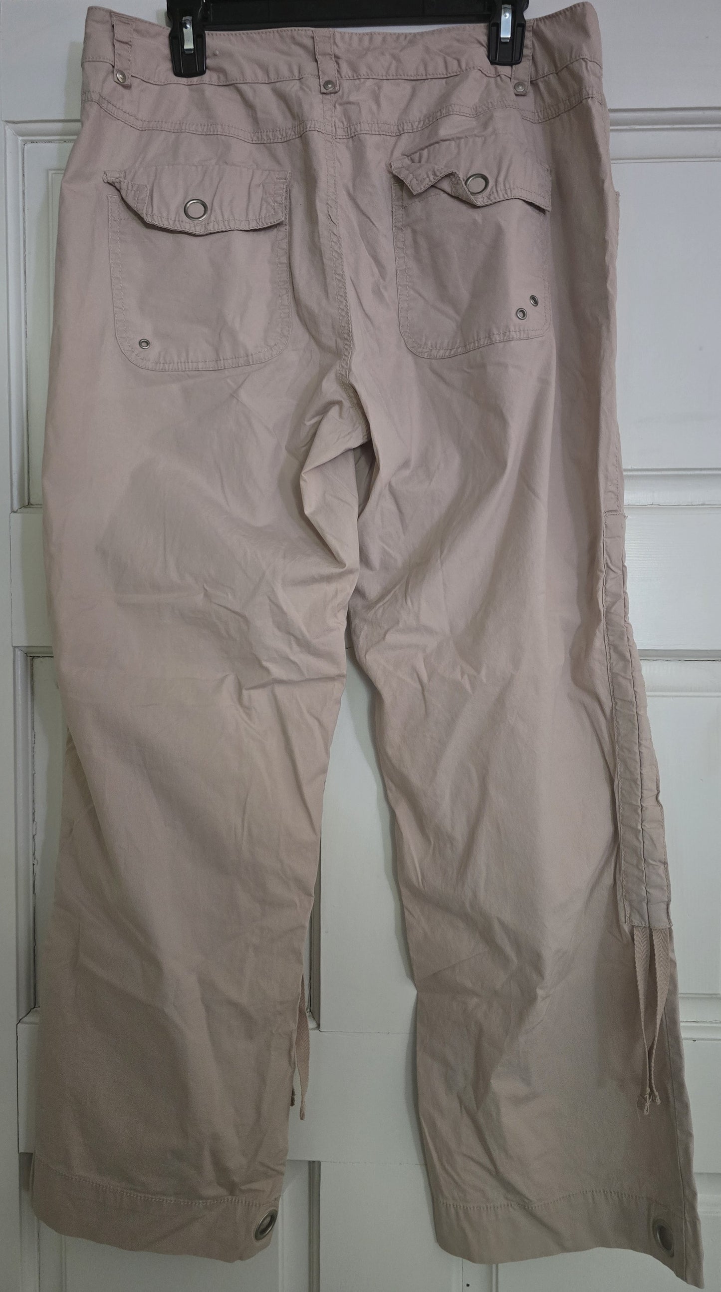 Pre-loved Tan Convertible Cargo Pants - Full Length to Capri