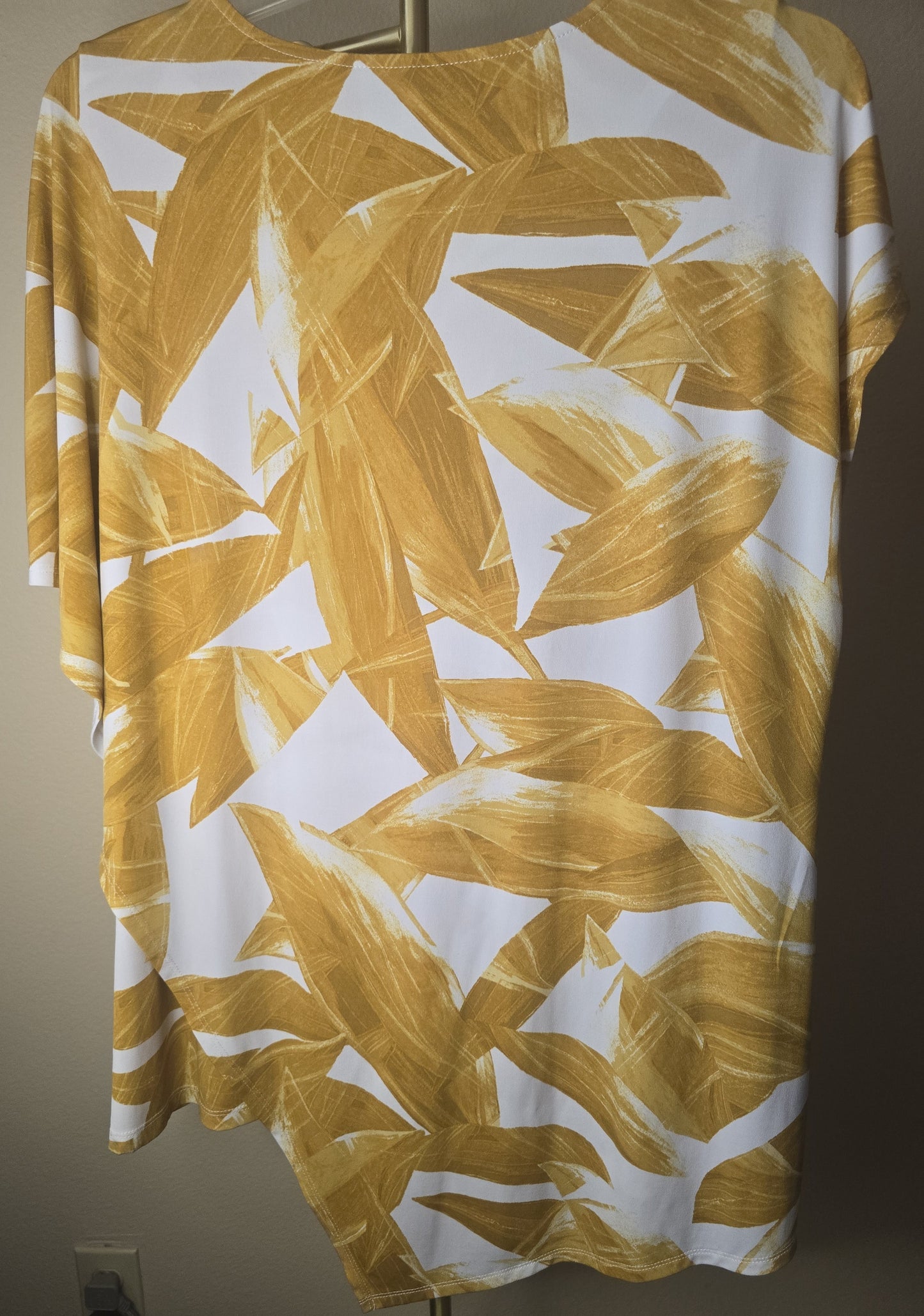 Pre-loved Alfani Women's Asymmetric Tunic Top Yellow Leaf Print Layered Short Sleeve