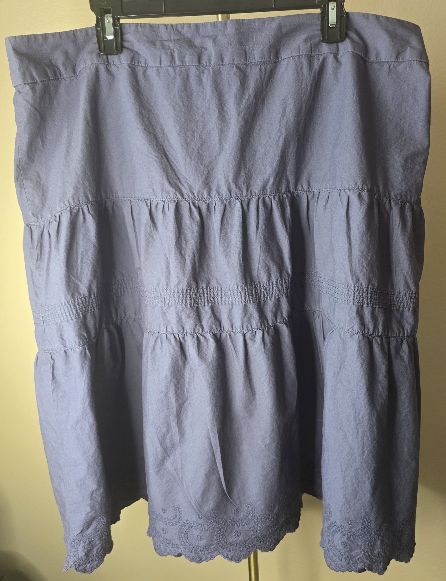 Pre-loved Purple Tiered Midi Skirt - Eyelet Trim & Elastic Waist