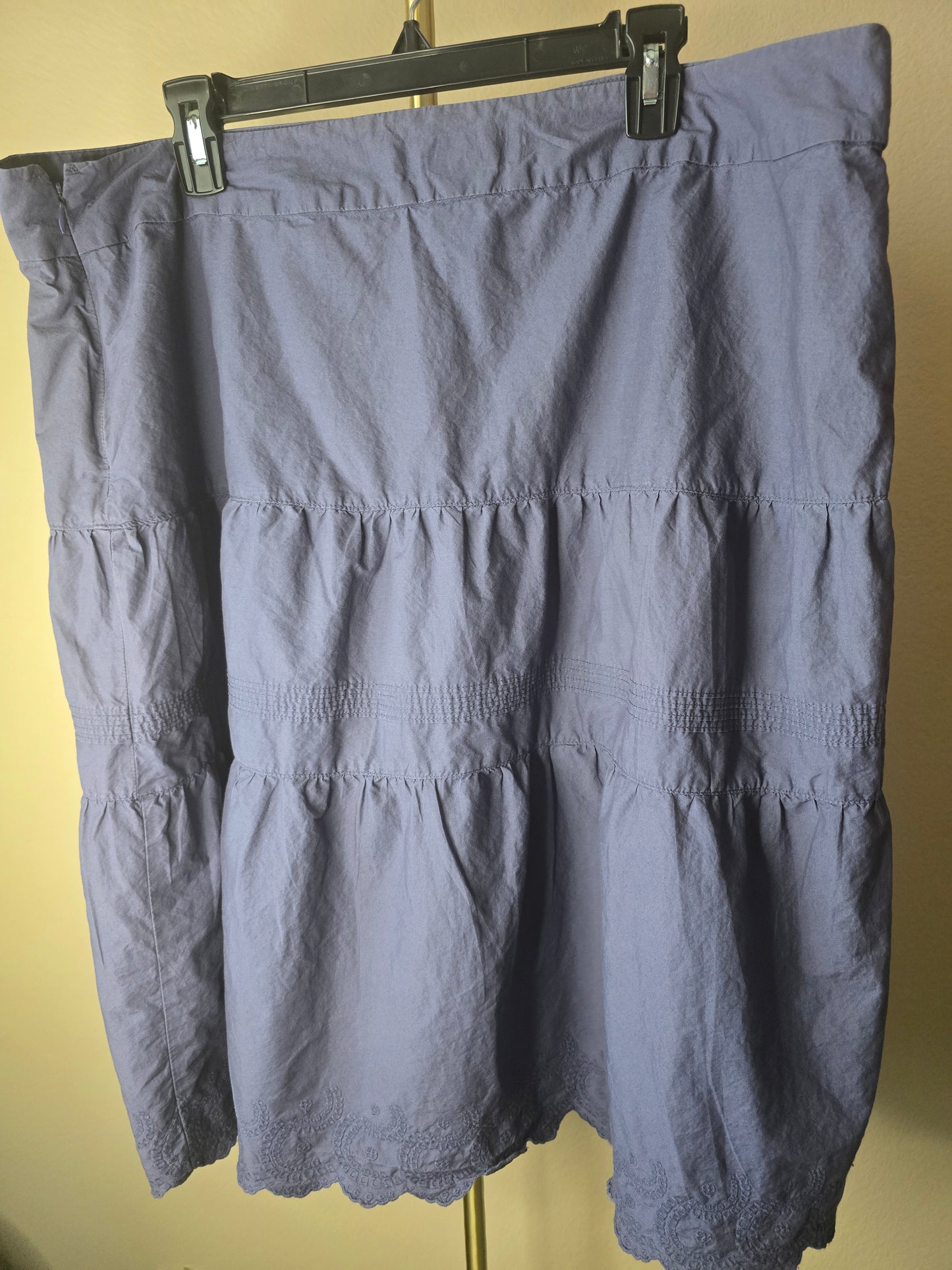 Pre-loved Purple Tiered Midi Skirt - Eyelet Trim & Elastic Waist