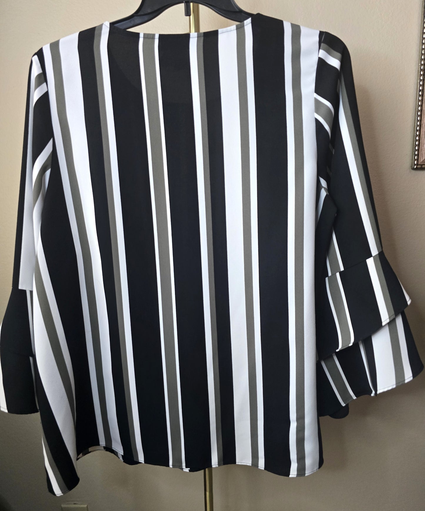 Pre-loved Alfani Striped Blouse - Black, White & Grey Ruffle Sleeves
