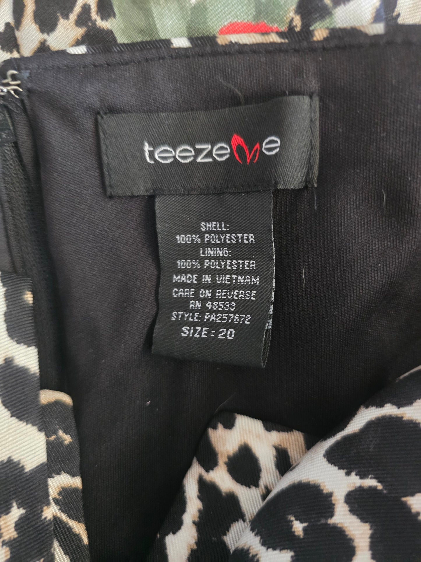 New TeezeMe Leopard Print & Red Rose Strapless Dress - Black Ribbon Belt
