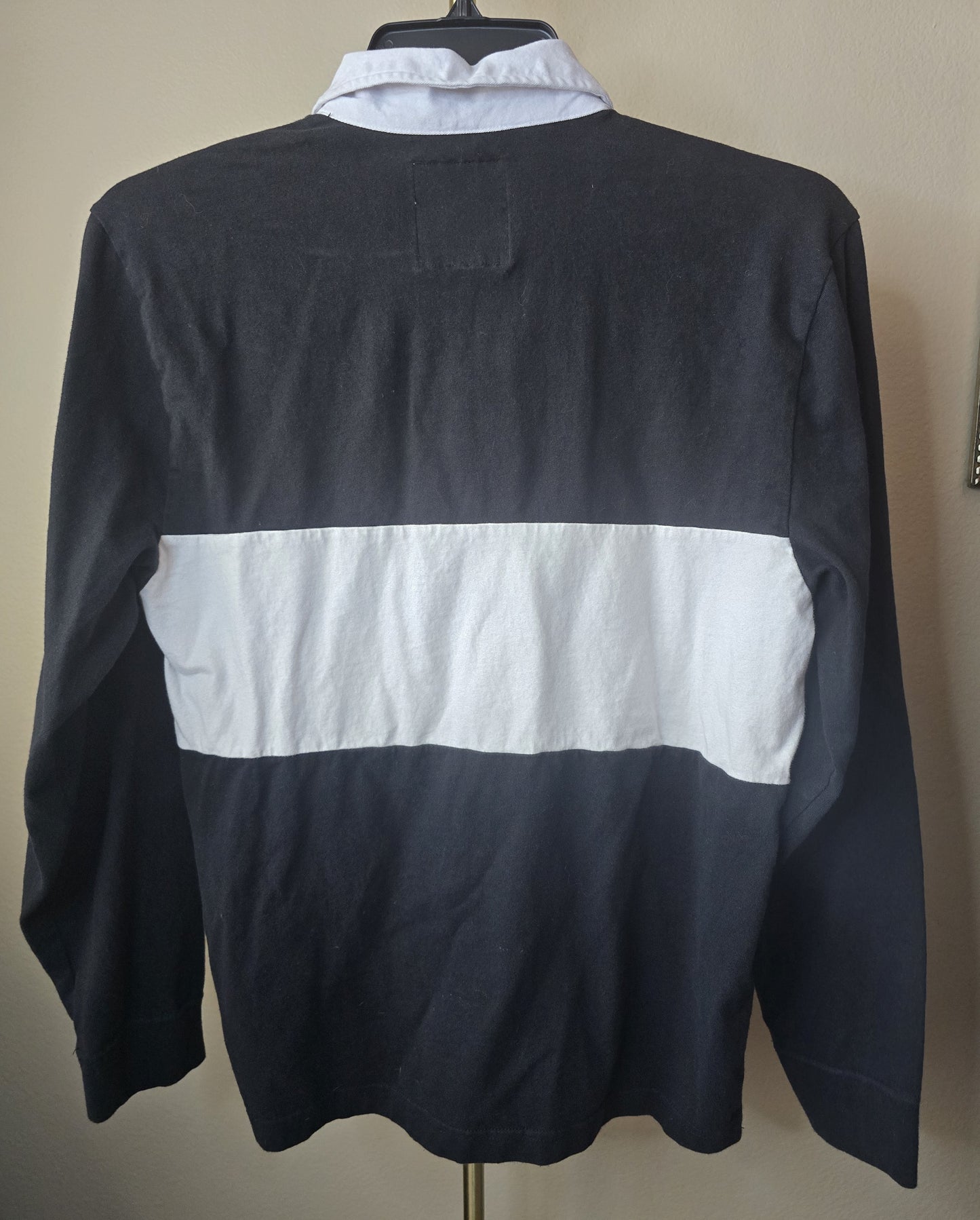 Pre-loved Hollister McLaren Rugby Polo Shirt - Black & White Stripe