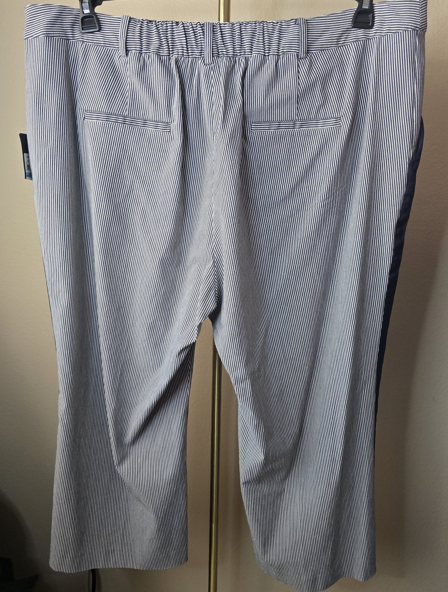 New Rachel Roy Navy & White Pinstripe Capris - Side Panel Detail
