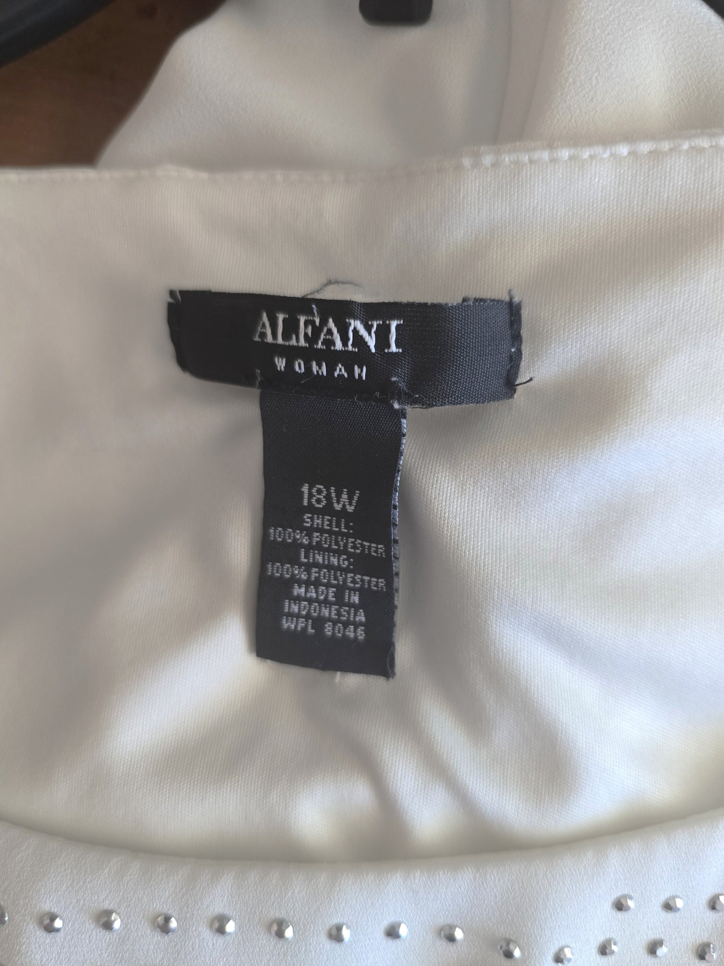 Pre-loved Alfani Cream Blouse (Size 18W) - Studded Detail