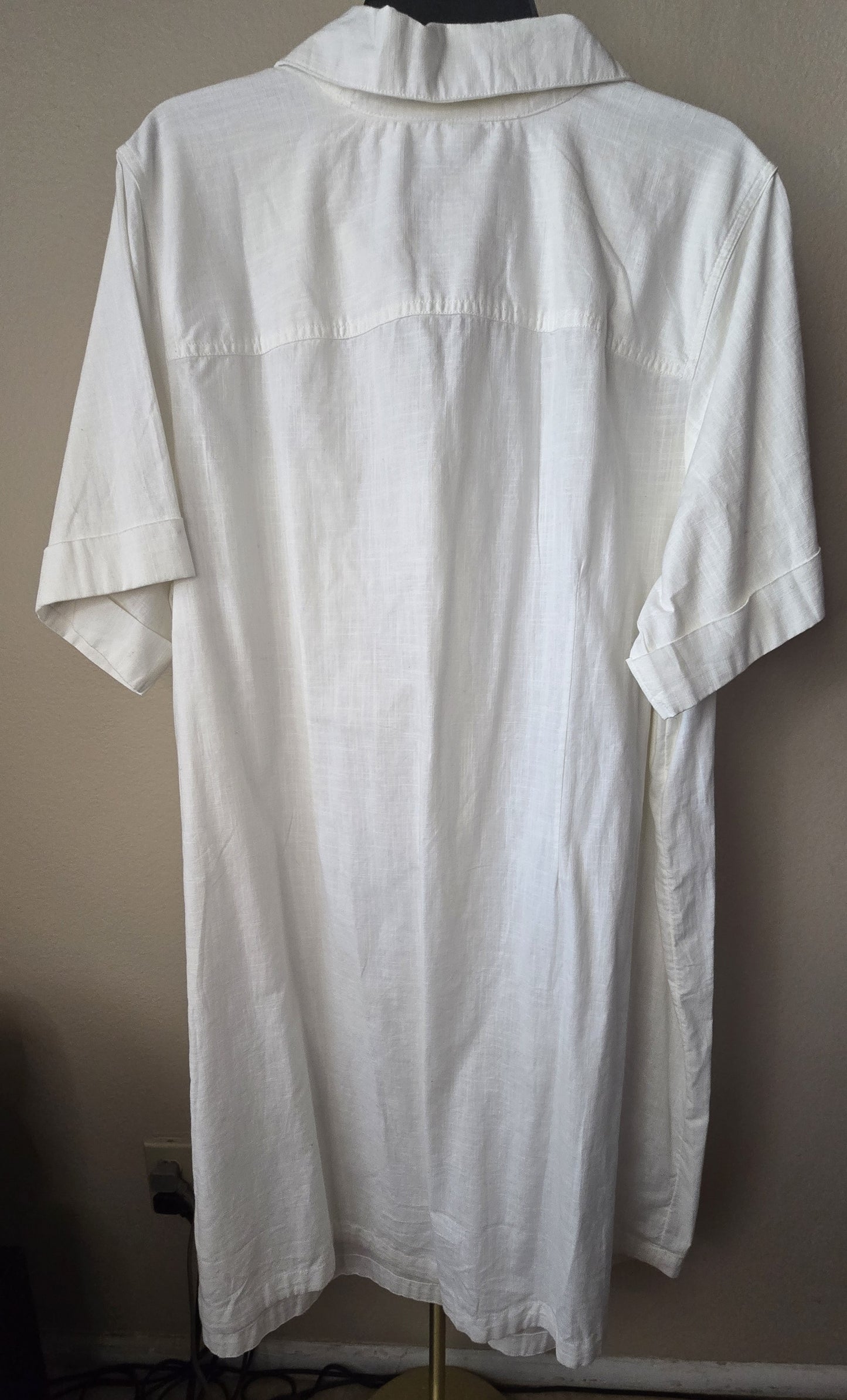 Pre-loved Karen Scott Bright White Woven Dress (Size 2X) - 100% Cotton