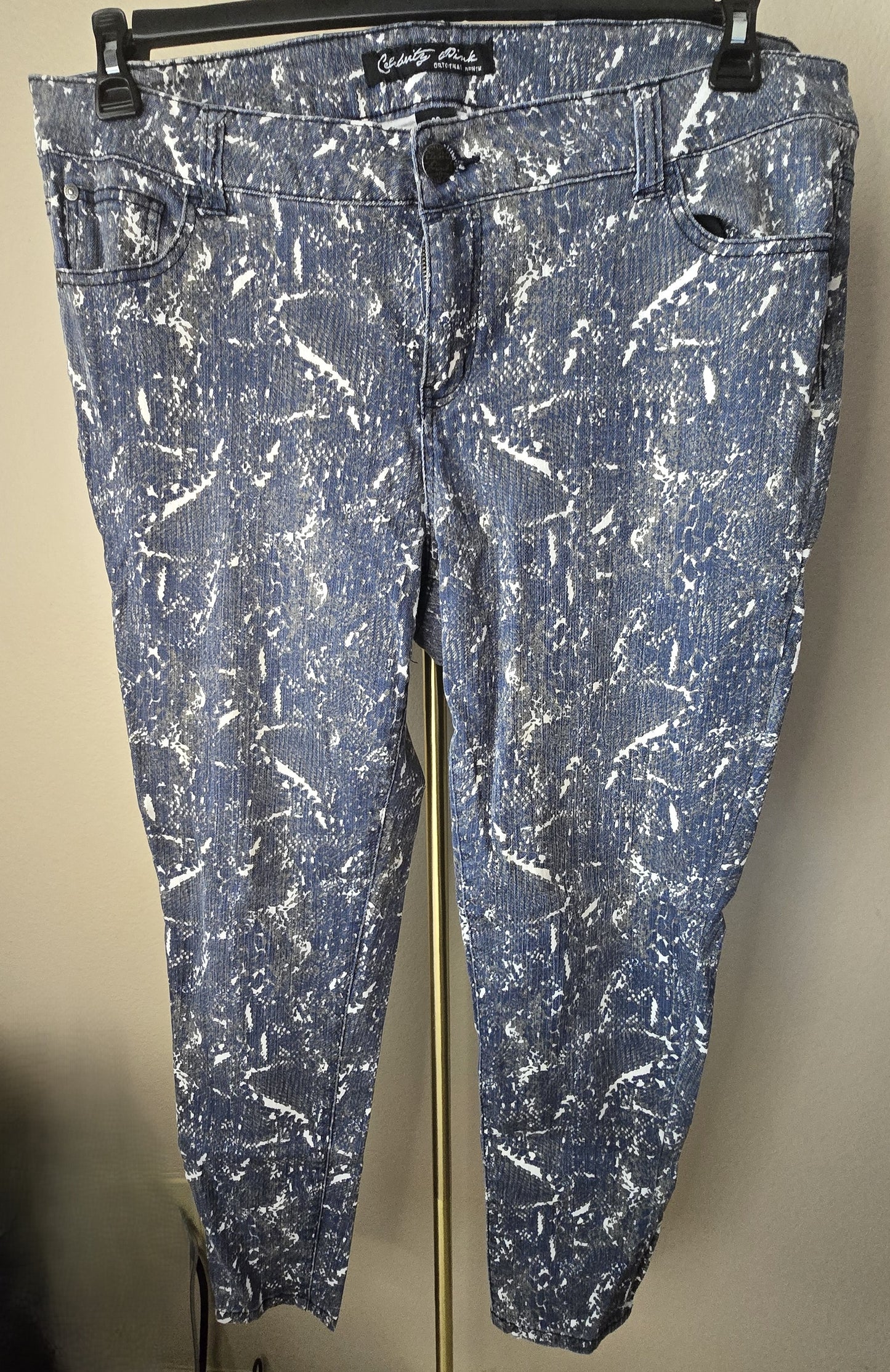 Pre-loved Celebrity Pink Light Blue Splatter Print Jeans (Size 20)