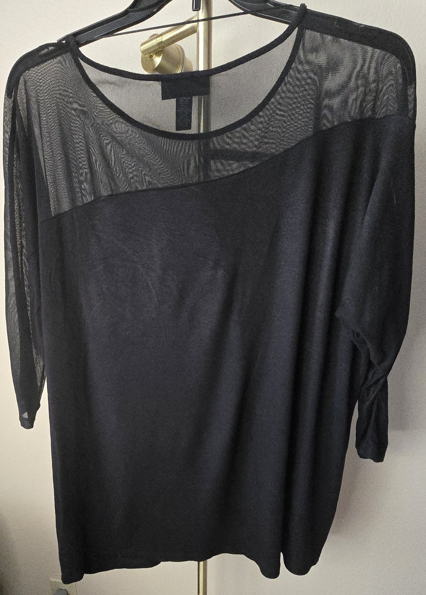 Pre-loved INC International Concepts Black 3/4 Sleeve Top with Mesh Detail (Size 1X)