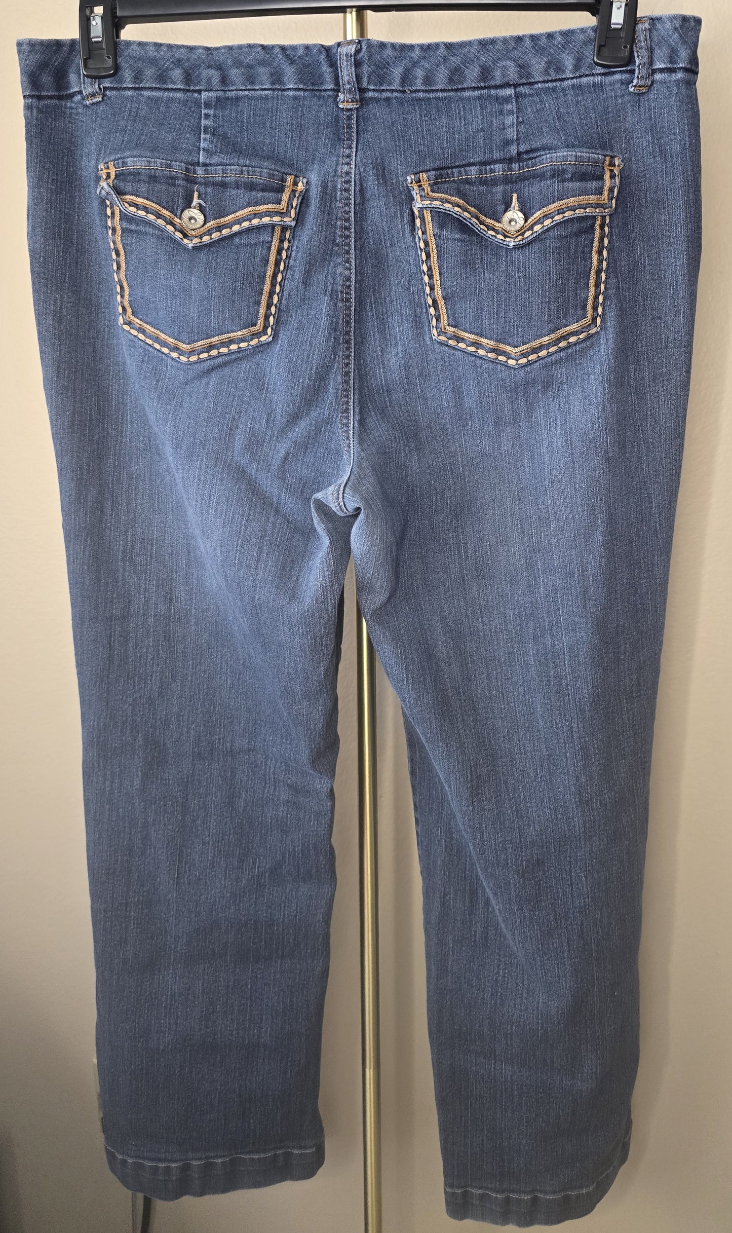 Style & Co. Women's Blue Wash Plus Size Jeans - Flare Leg / Bootcut - Size 18W