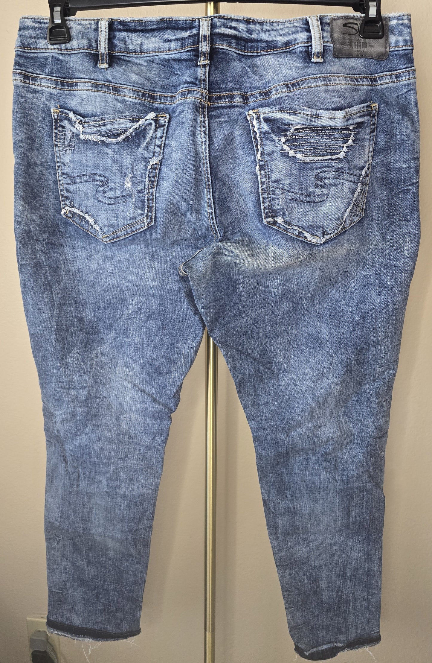 Silver Jeans Co. Women's Kenni Distressed Slim Crop Jeans - Light Wash - Size 18/L27