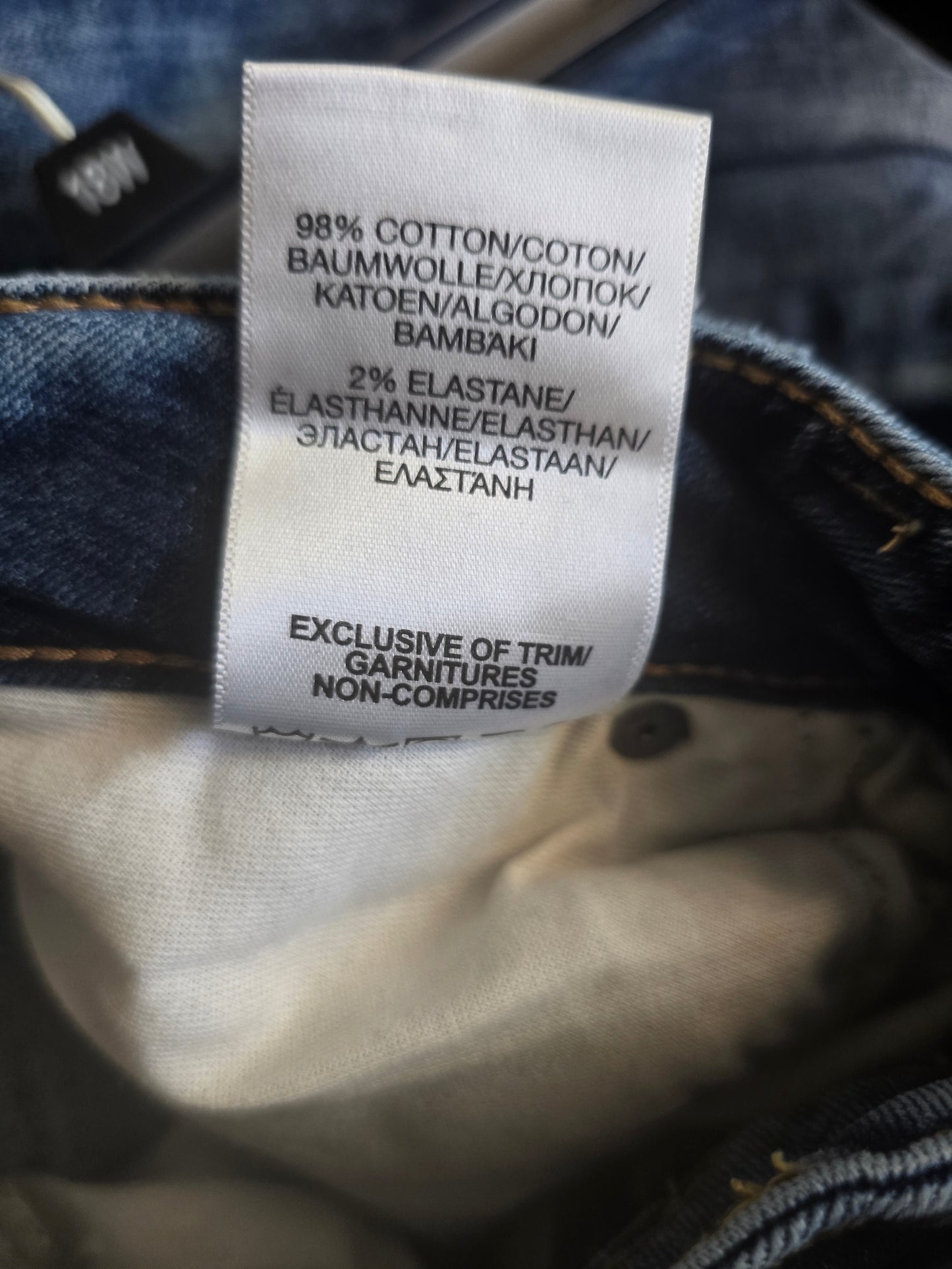 Silver Jeans Co. Women's Kenni Distressed Slim Crop Jeans - Light Wash - Size 18/L27
