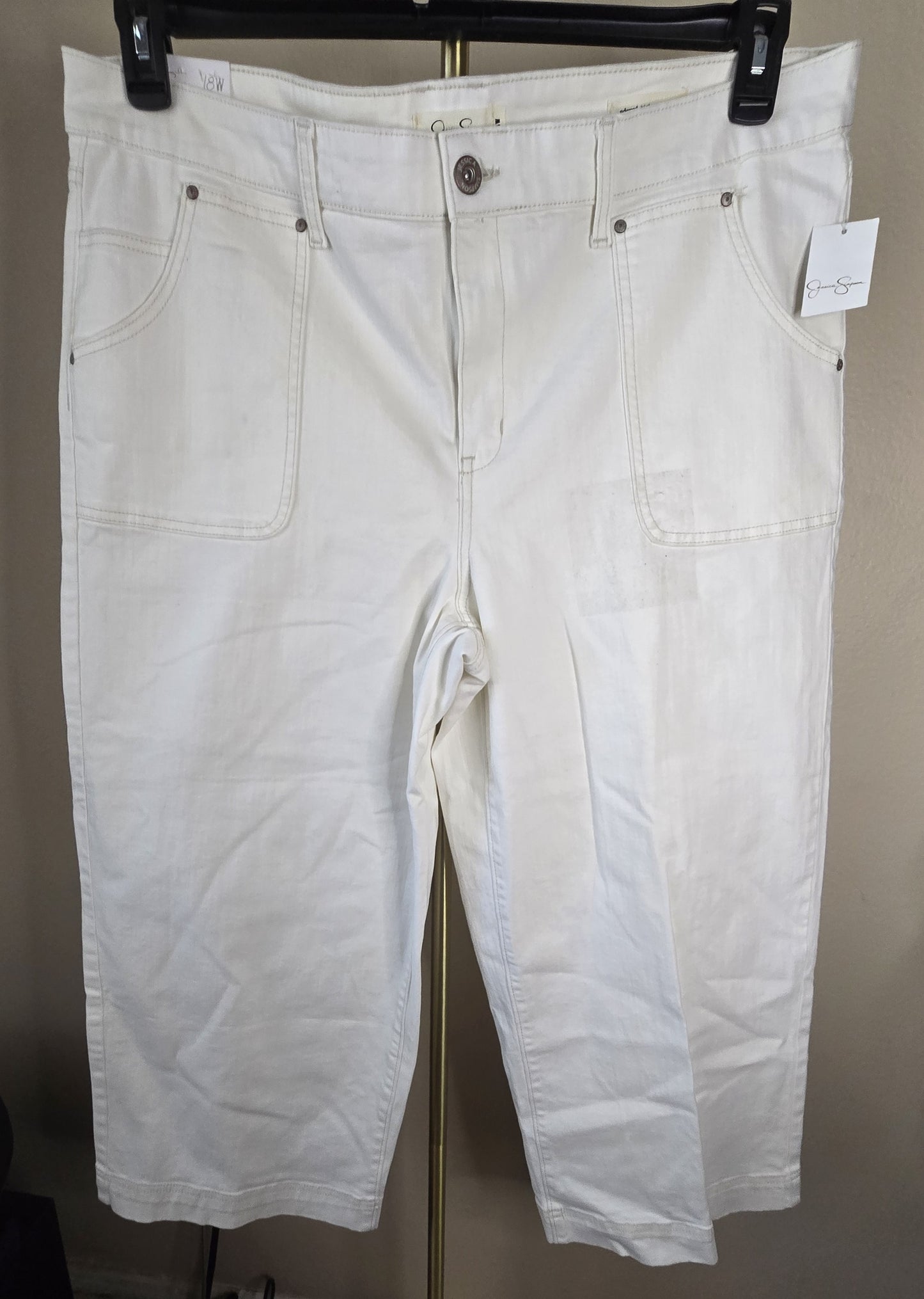 Jessica Simpson 18W Off-White Crop Pants - New - Adored High Rise Cargo