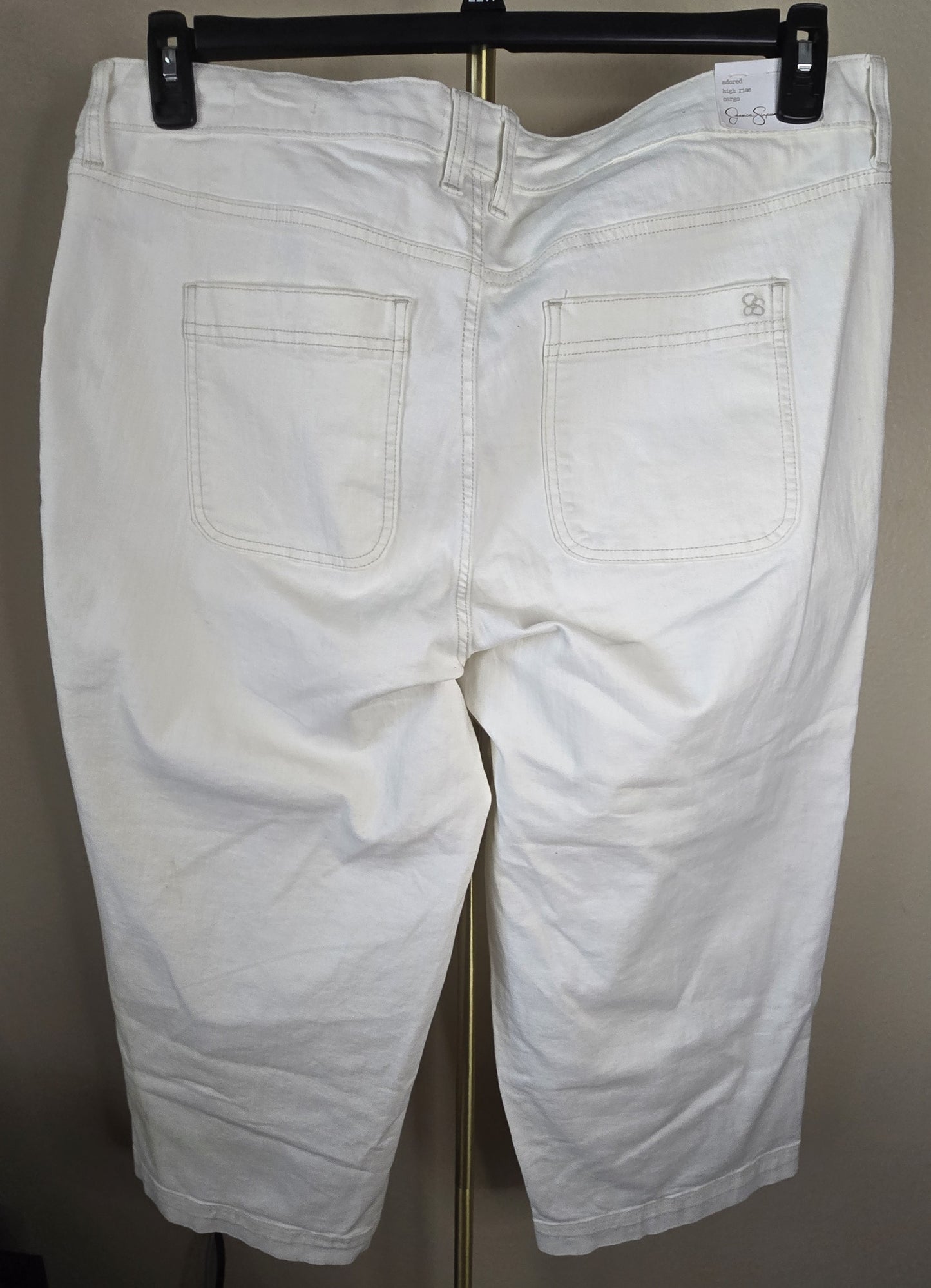 Jessica Simpson 18W Off-White Crop Pants - New - Adored High Rise Cargo