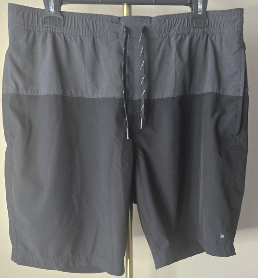 Stylish & Versatile: Pre-Loved Kenneth Cole Two-Tone Shorts (Men's Large)