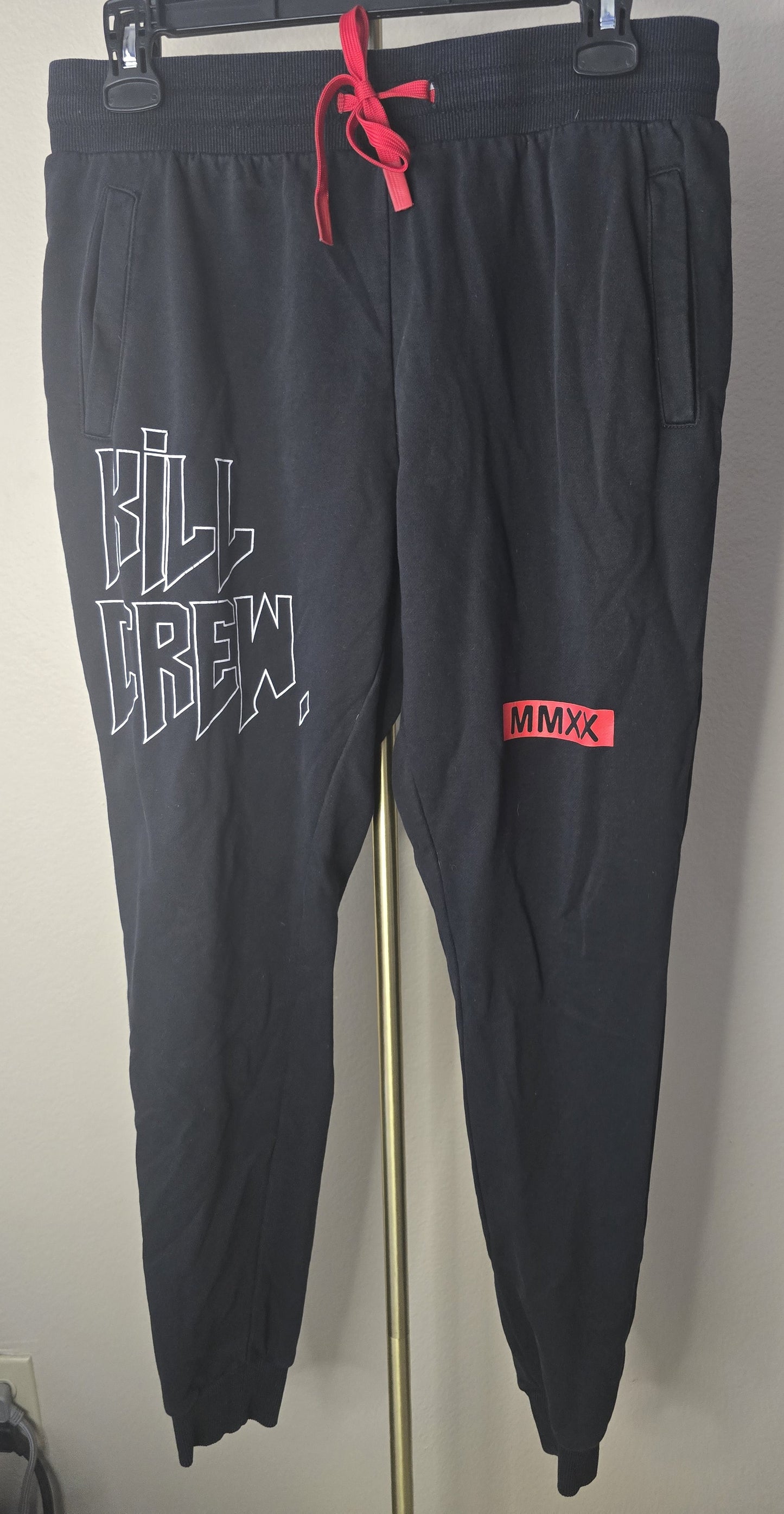 Edgy & Comfortable: Pre-Loved Kill Crew Black Graphic Joggers (Men's Medium)