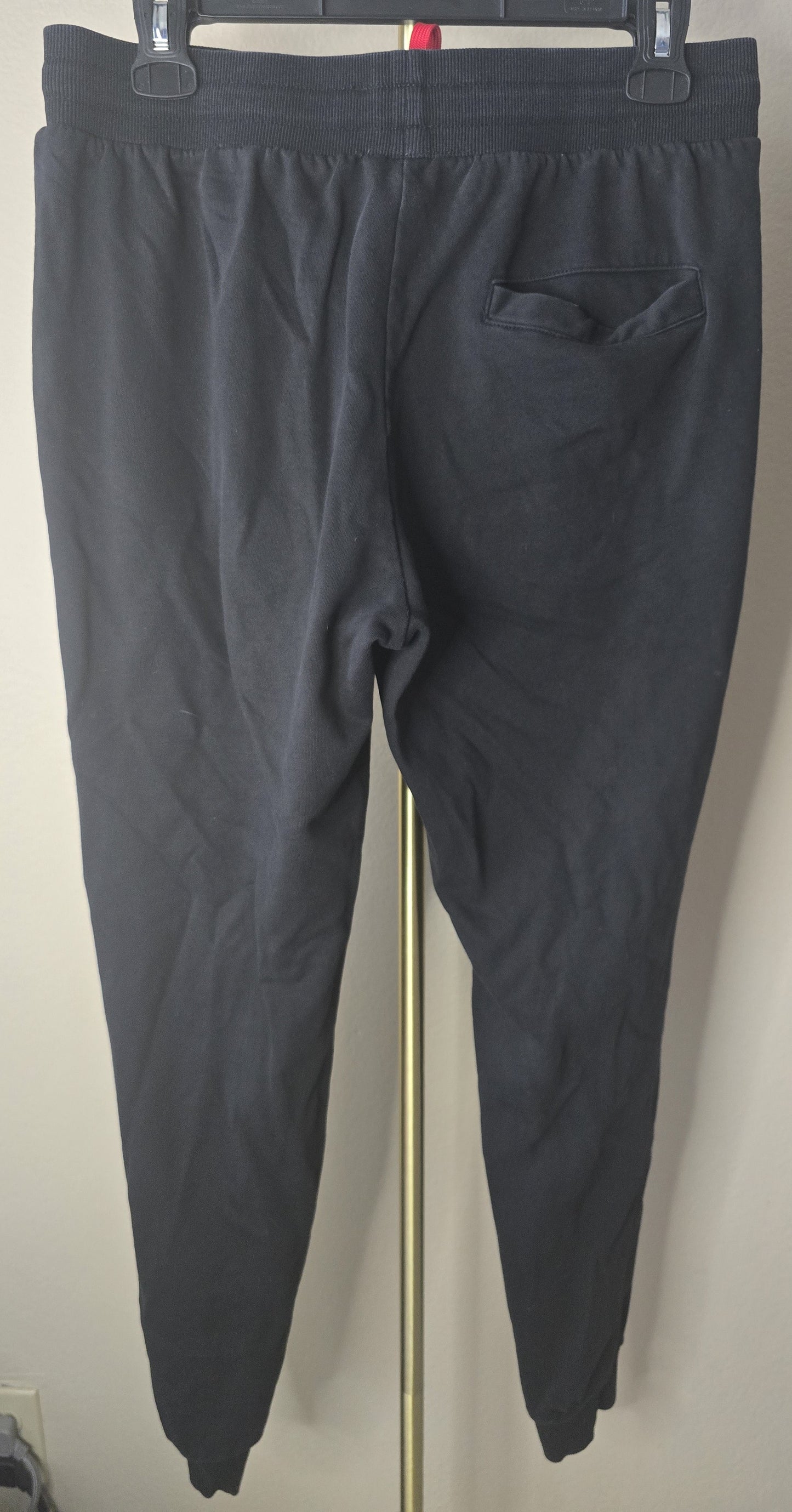 Edgy & Comfortable: Pre-Loved Kill Crew Black Graphic Joggers (Men's Medium)