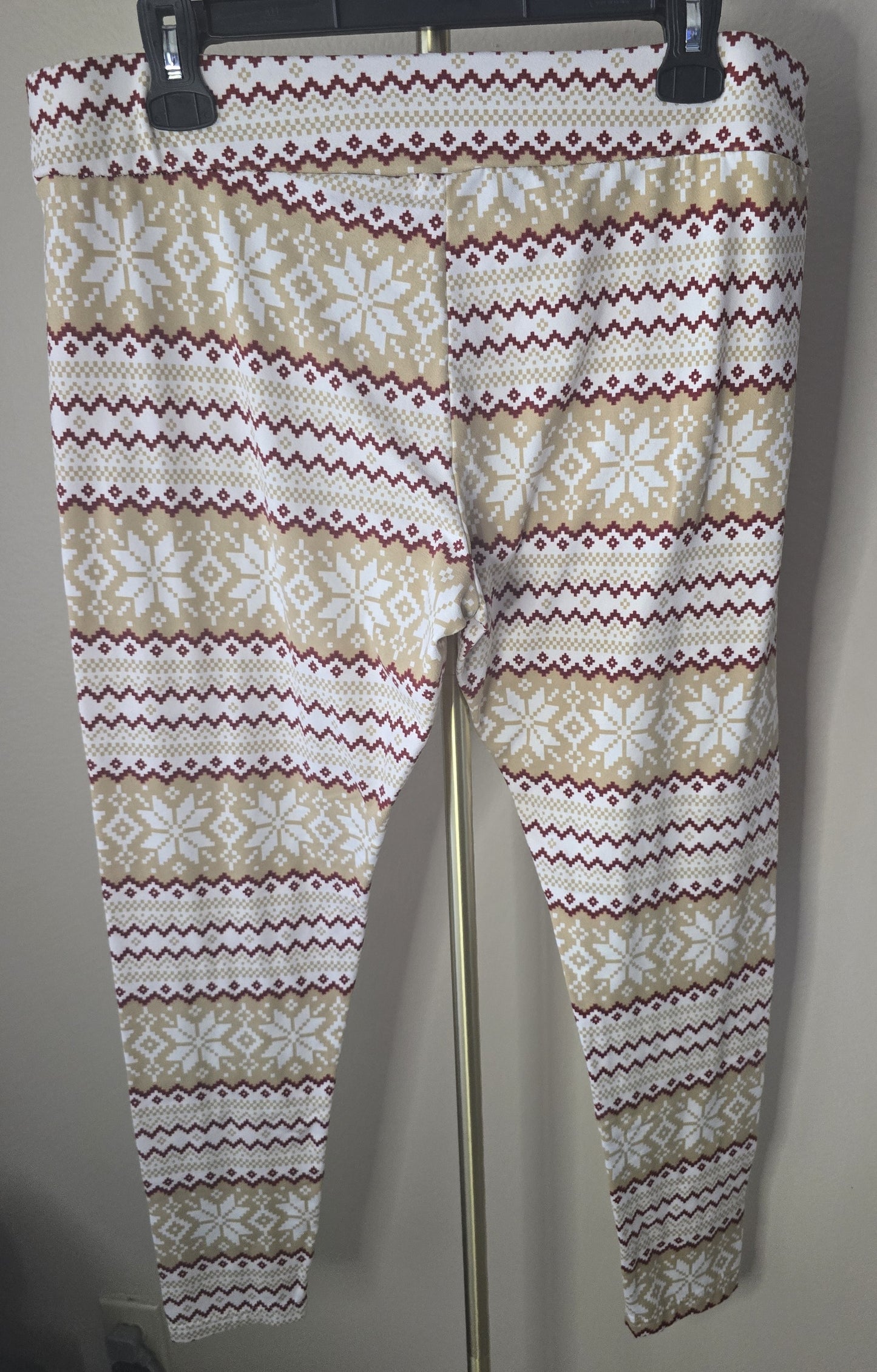 Cozy & Festive: Pre-Loved Time and Tru Holiday Leggings (Women's XL 16-18)