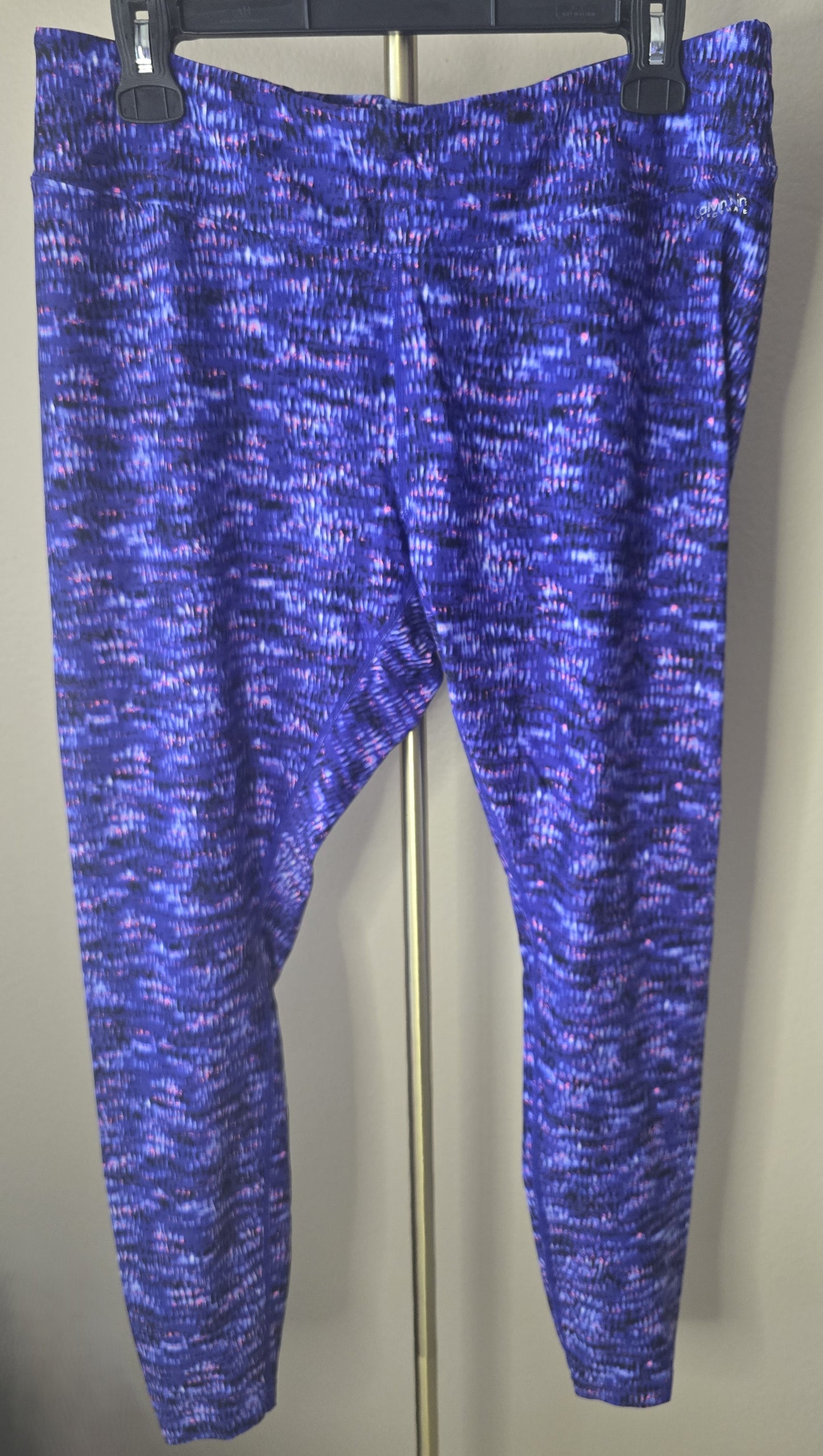 Vibrant & Functional: Pre-Loved Calvin Klein Performance Quick Dry Leggings (Women's 1X)