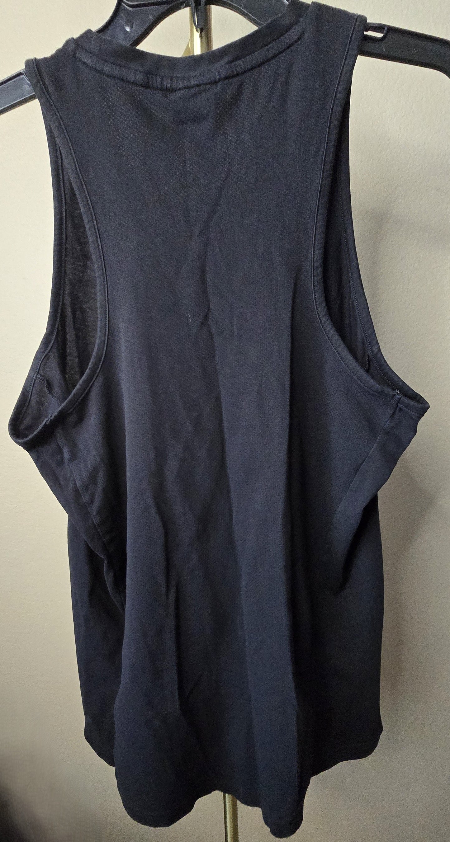 Performance Ready: Pre-Loved Gymshark Black Short Sleeve Performance Shirt (Men's Medium)