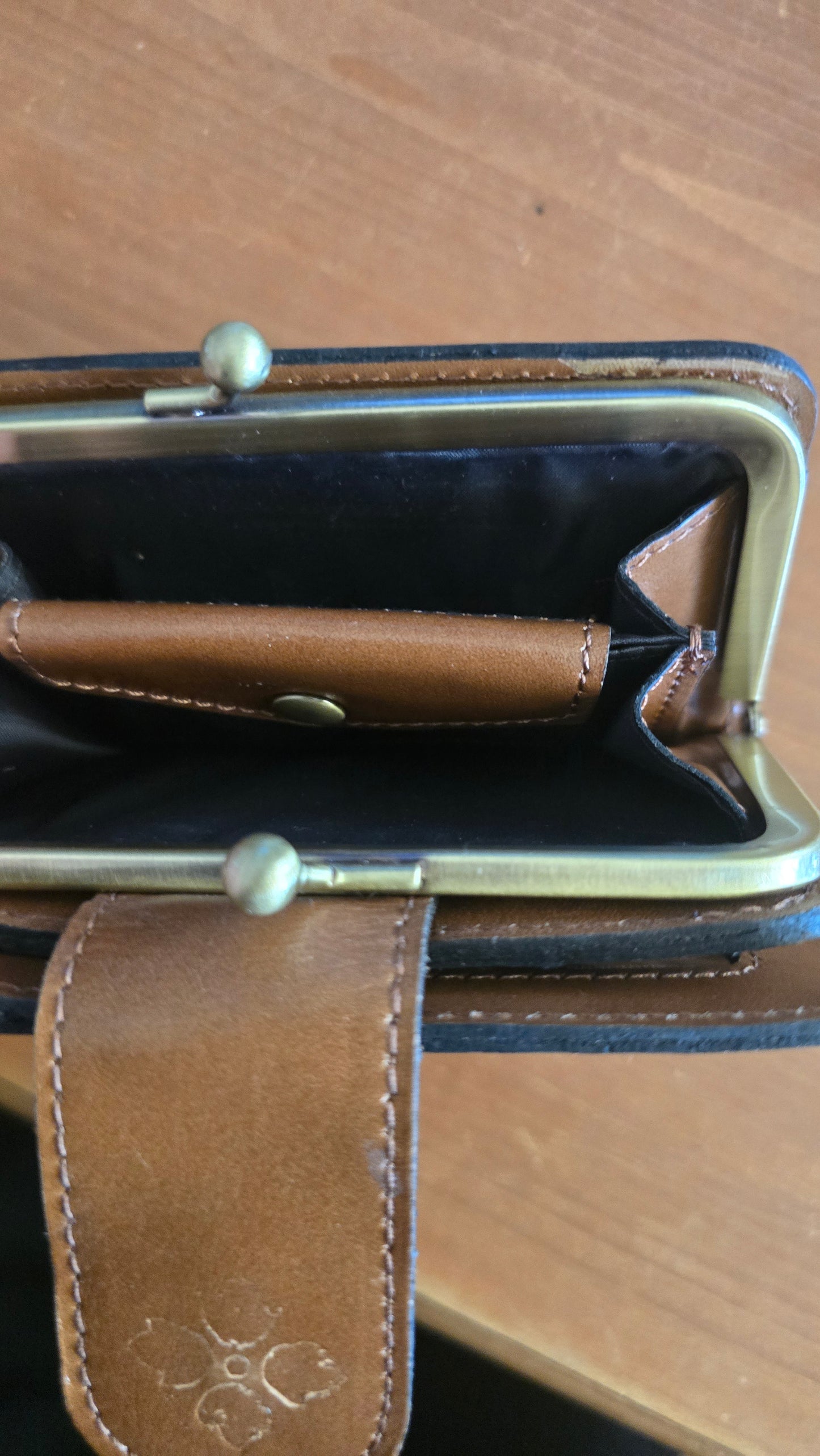 Elegant & Organized: Pre-Loved Patricia Nash "Tooled" Leather Wallet