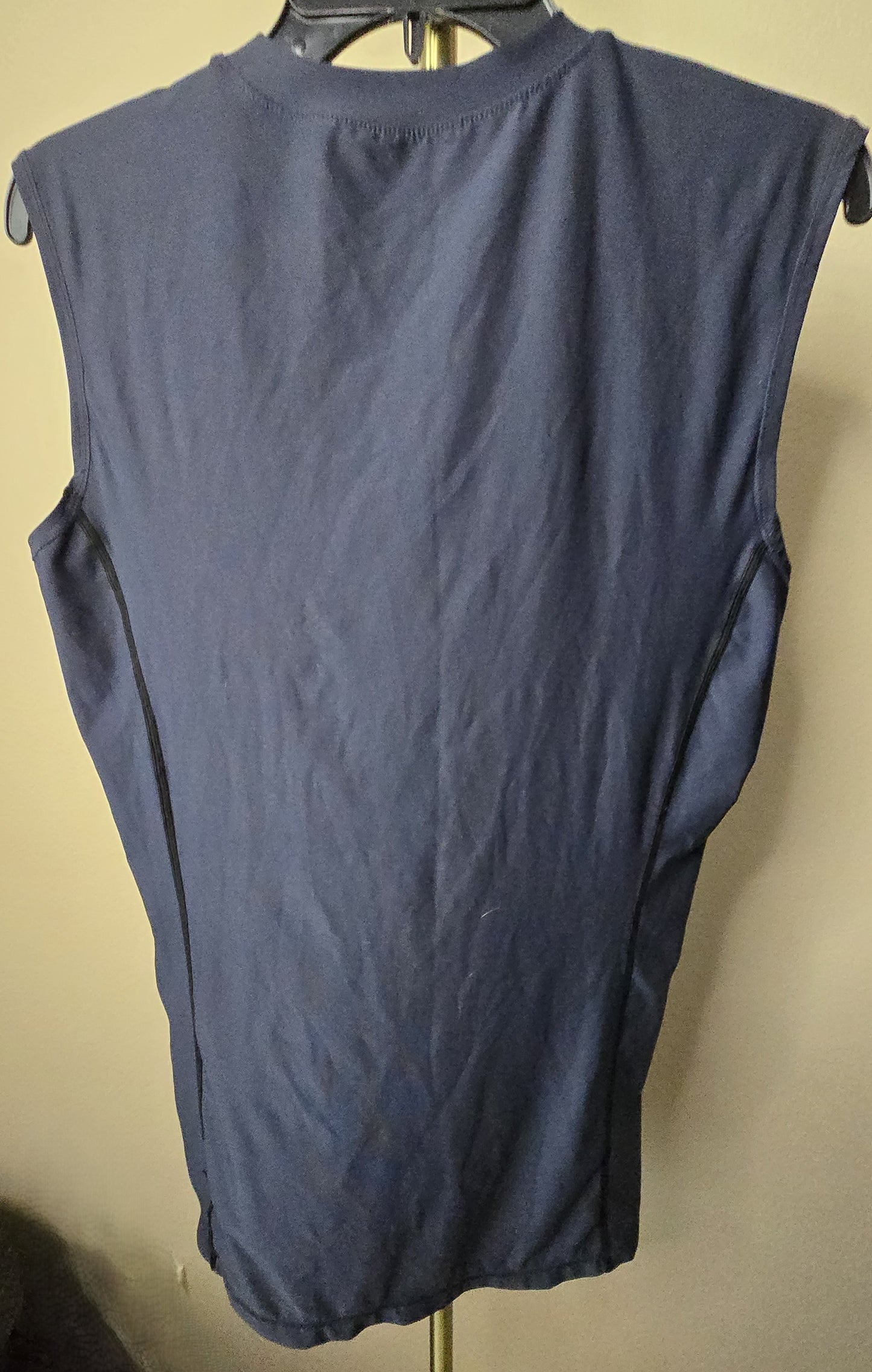 Tech & Comfort: Pre-Loved "DevOps" Graphic Muscle Shirt (Men's Medium)