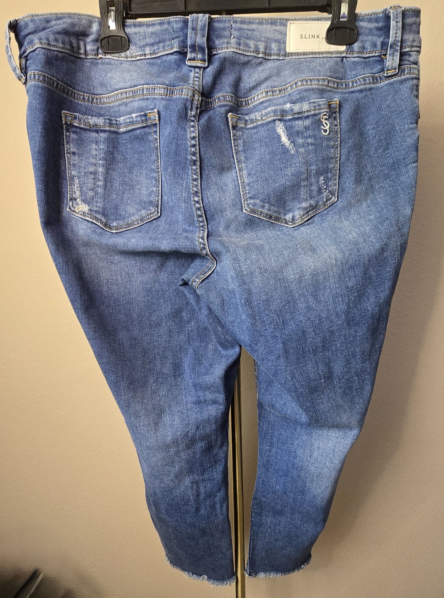 Flattering Fit: Pre-Loved SLINK Jeans Straight Leg Denim Size 16