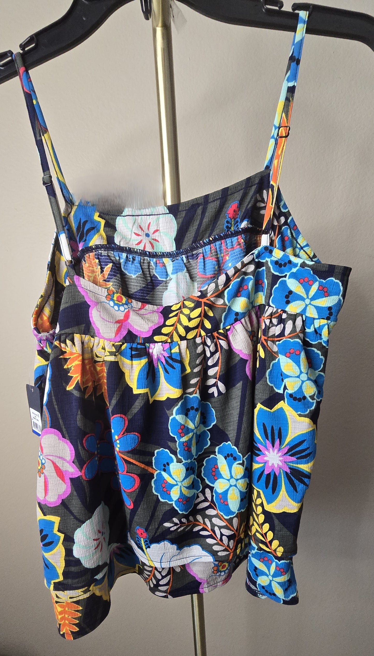Effortless Style:  Rachel Blue Floral Cami Top (Women's Size XL)