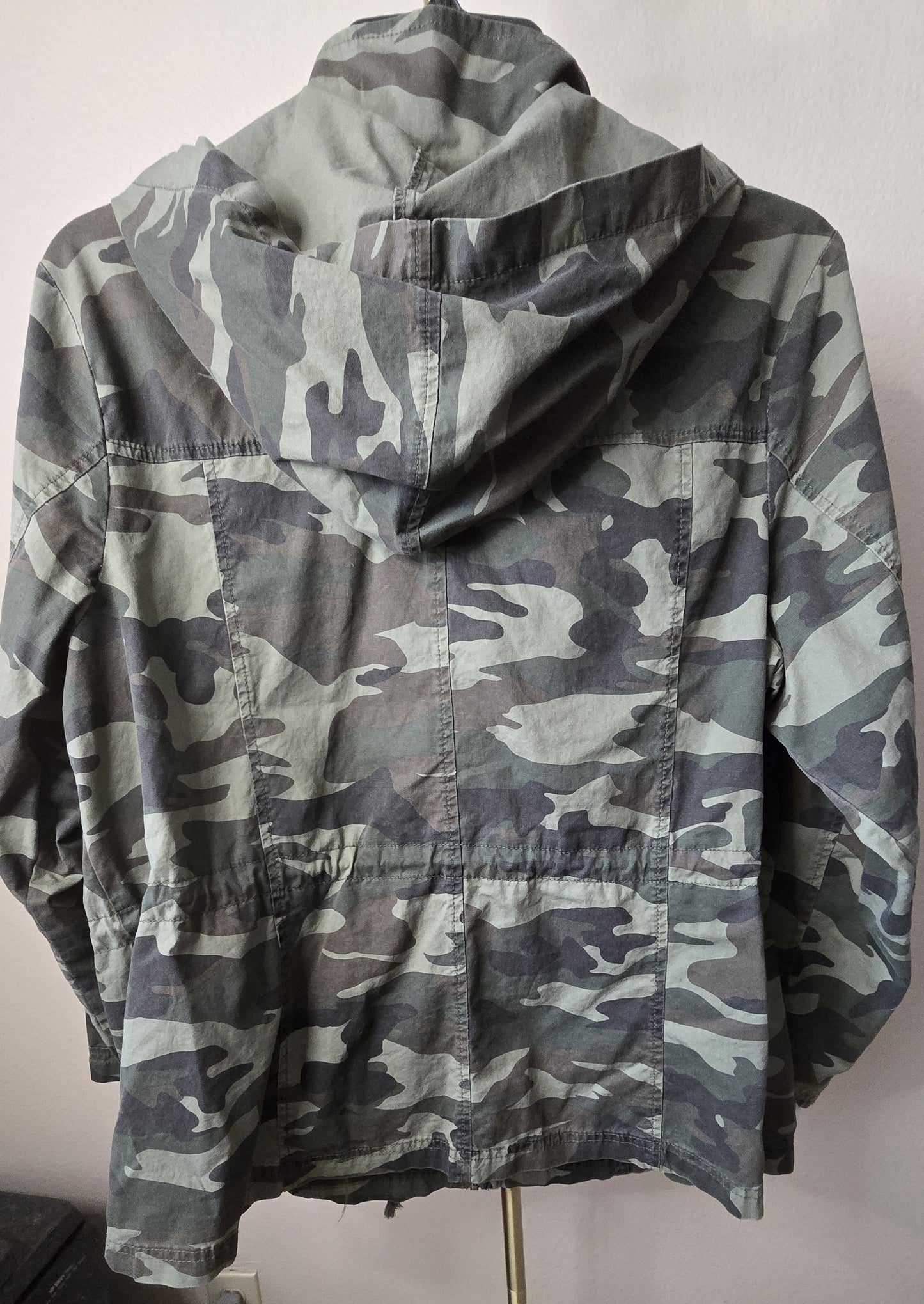 Street Style Staple: Pre-Loved Camouflage Jacket with Patches (Women's 2X)