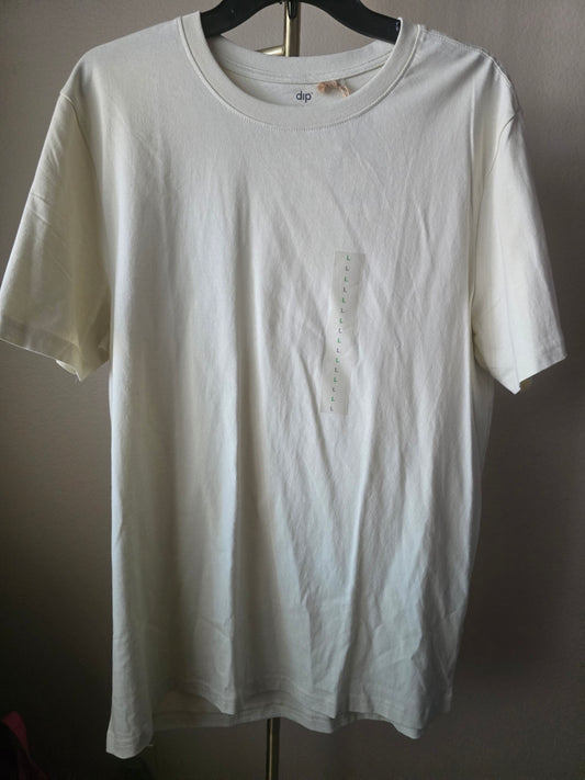 NWT "dip" Cream T-Shirt - Crew Neck Basic