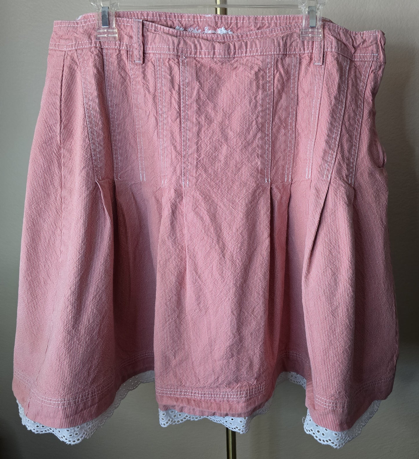 Pre-loved Red & White Pinstripe Skirt - White Lace Hem Accent